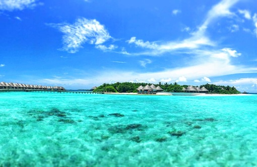 dusit-thani-maldives-1